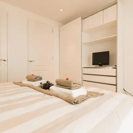 דירה Two-bedroom - Check Profile *