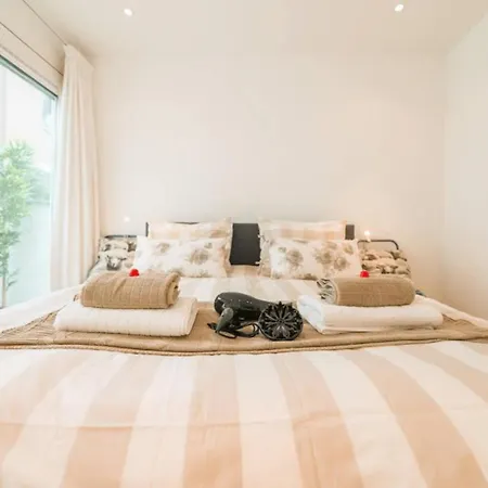 Two-bedroom - Check Profile דירה *