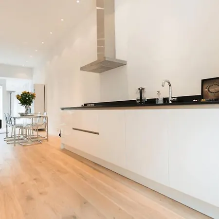 Two-bedroom - Check Profile Amsterdam